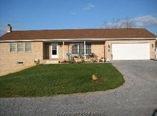 523 Coldspring Rd, Fayetteville, PA 17222