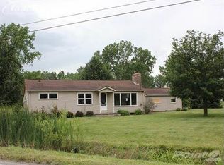 1290 S Chestnut St, Owosso, MI 48867