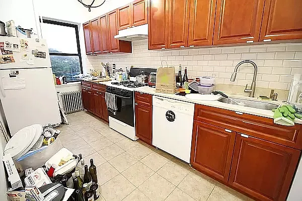 Rented by Compass | media 4