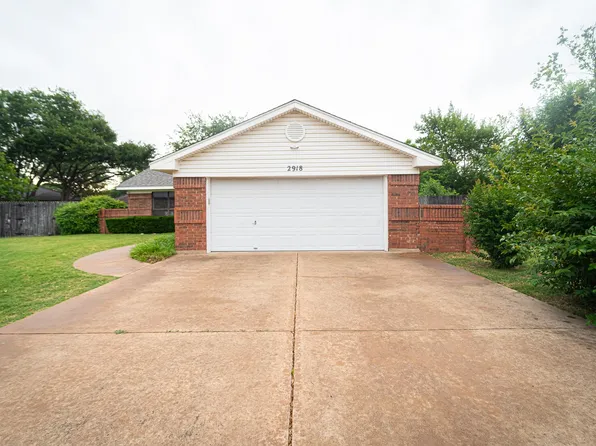 2918 Oak Ridge Ct, Abilene, TX 79606