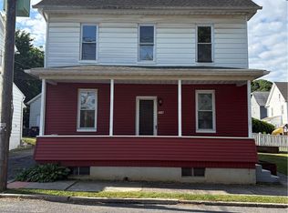 119 E Washington St, Slatington, PA 18080