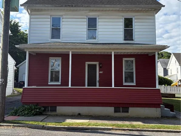 119 E Washington St, Slatington, PA 18080