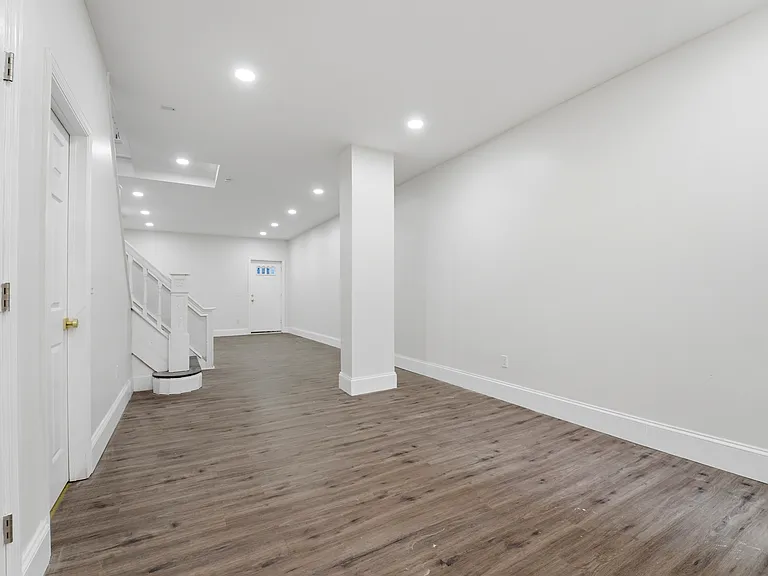 5155 Wyalusing Ave — Photo 15