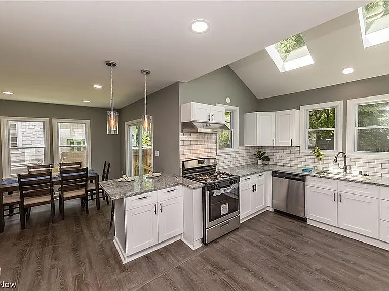 207 Lincoln Ave — Photo 17