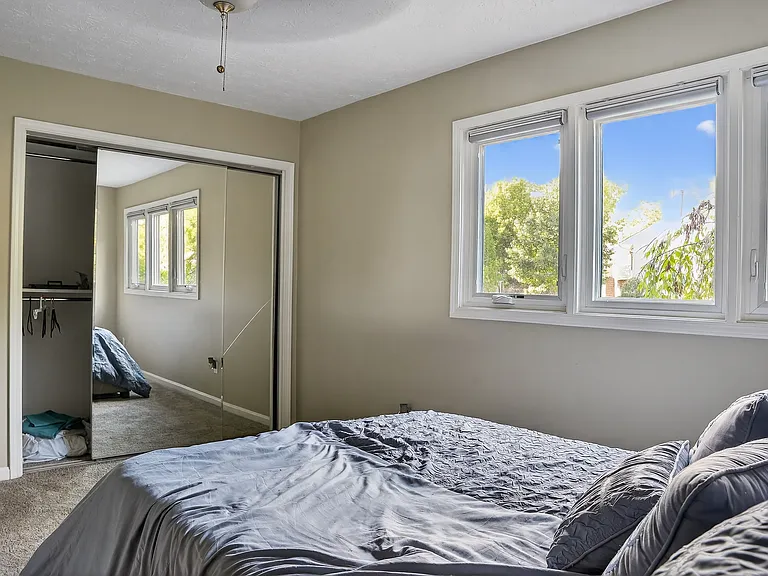 336 Crescent Spring Dr — Photo 7