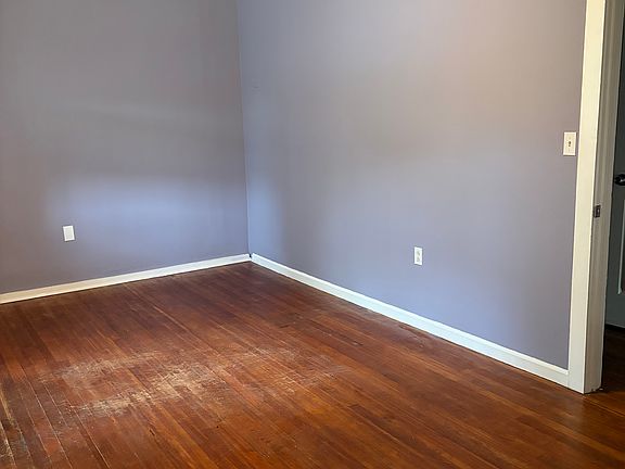 4th image of 237 Jefferson Hts #2
