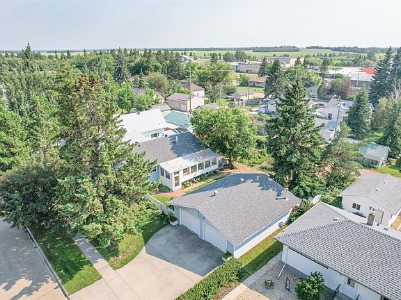 2nd image of 5016 NE 48th Ave