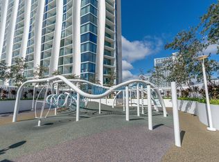 1000 Auahi St APT 2007, Honolulu, HI 96813