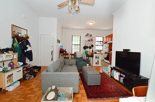 Rented by Douglas Elliman | media 10