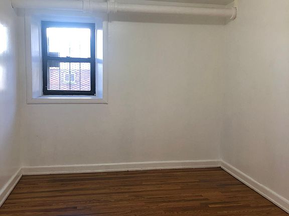 4th image of 411 Warburton Ave APT 1D