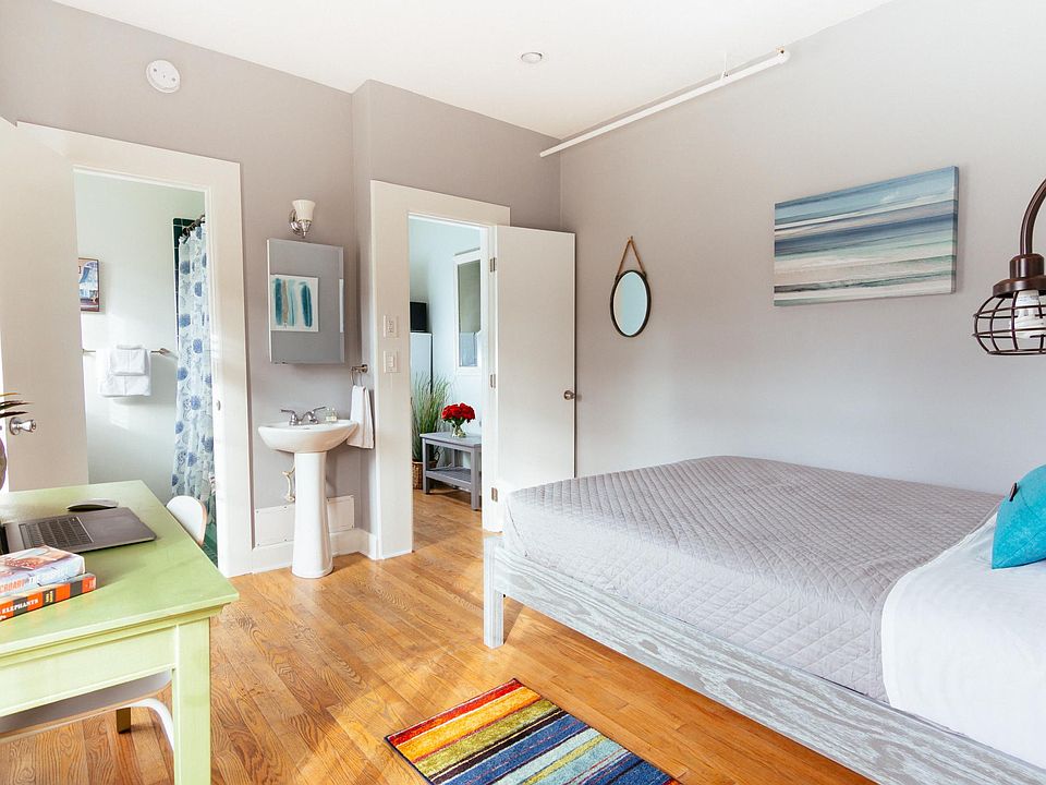 2nd image of 149 Linden Ave #210