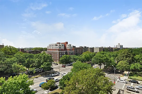 Sold by Corcoran | media 22