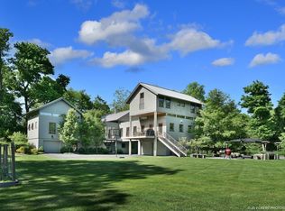 540 N Green Bay Rd, Lake Forest, IL 60045