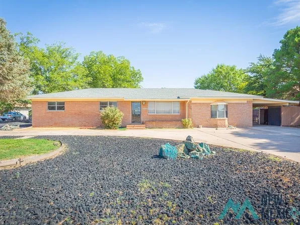 2106 W Richey Ave, Artesia, NM 88210