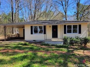 51 Davis St, Hull, GA 30646