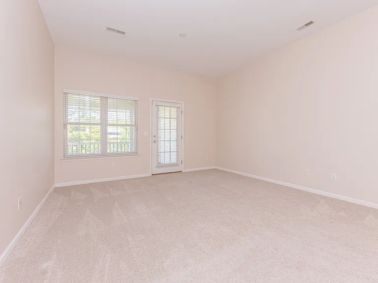 2211 S Main St #1 — Photo 14