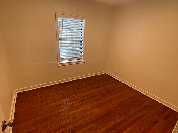 4th image of 504 Truett Dr