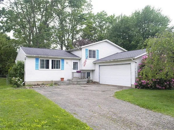 465 Manhattan Pkwy, Painesville, OH 44077