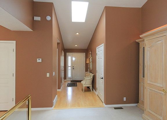 2nd image of 2253 E Lincoln Ct
