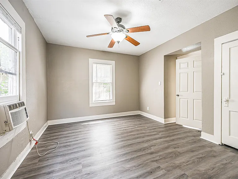 216 Redan St #5 — Photo 23