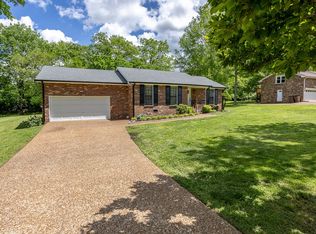 5660 Oakes Dr, Brentwood, TN 37027