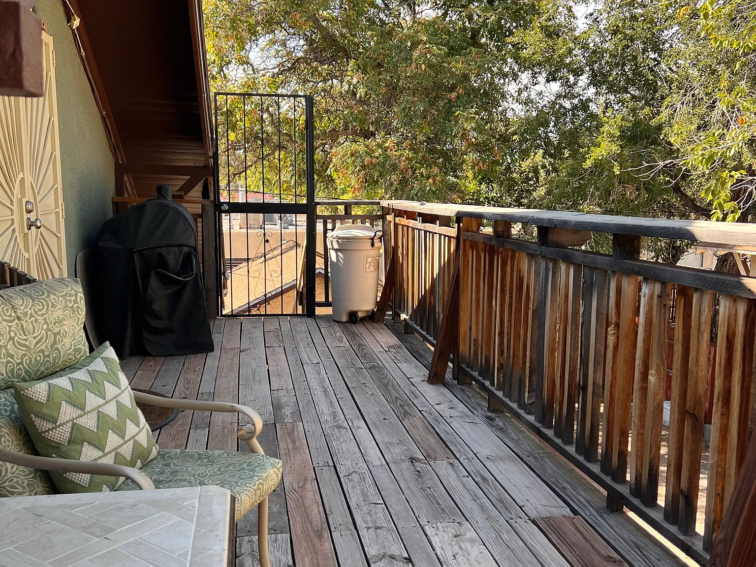 903 Lead Ave SW — Photo 2