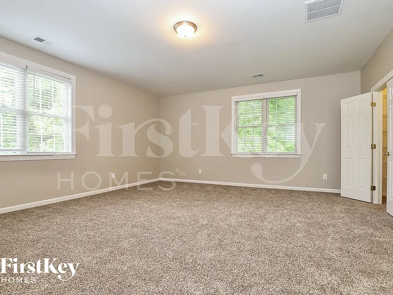 3212 Morris Farm Dr — Photo 11