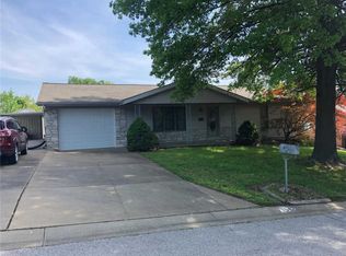 1542 Boone Dr, Saint Charles, MO 63303