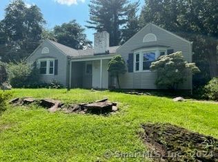 59 Thornbush Rd, Wethersfield, CT 06109