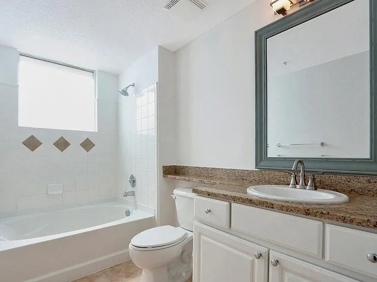 7101 Myrtlewood Cir W — Photo 9