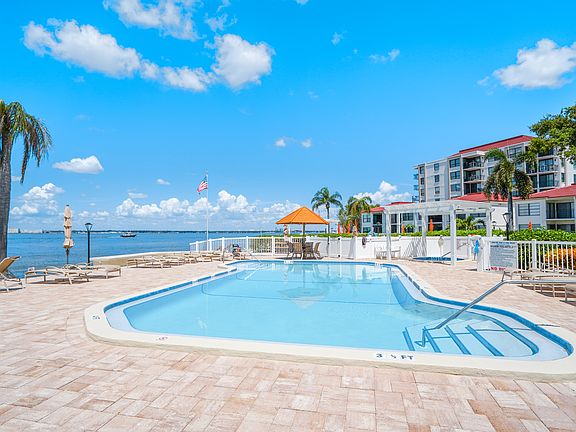 5th image of 6180 Sun Blvd APT 506