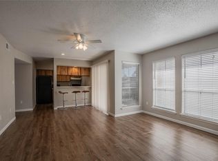 250 El Dorado Blvd APT 132, Webster, TX 77598