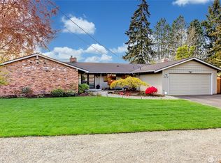 6213 83rd Pl SE, Mercer Island, WA 98040