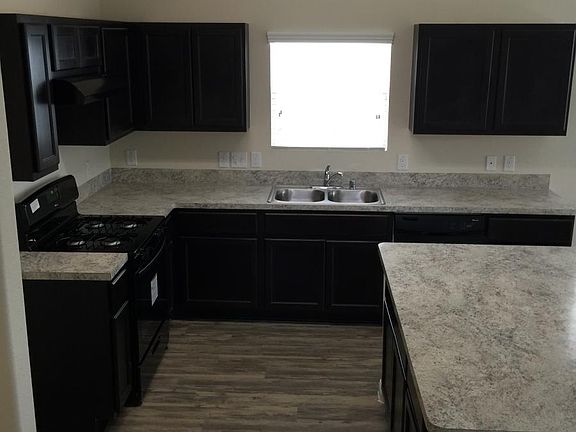 4th image of 2615 Costa Verde Way