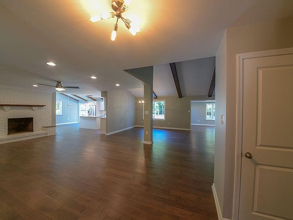4th image of 1203 E Patuxent Dr