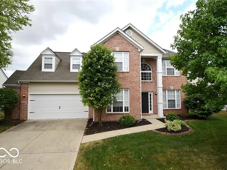 6255 Canterbury Dr — Photo 1