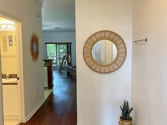 2nd image of 4510 Woodland Circle