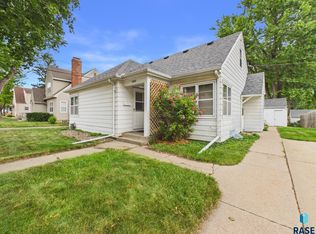 308 E 18th St, Sioux Falls, SD 57104
