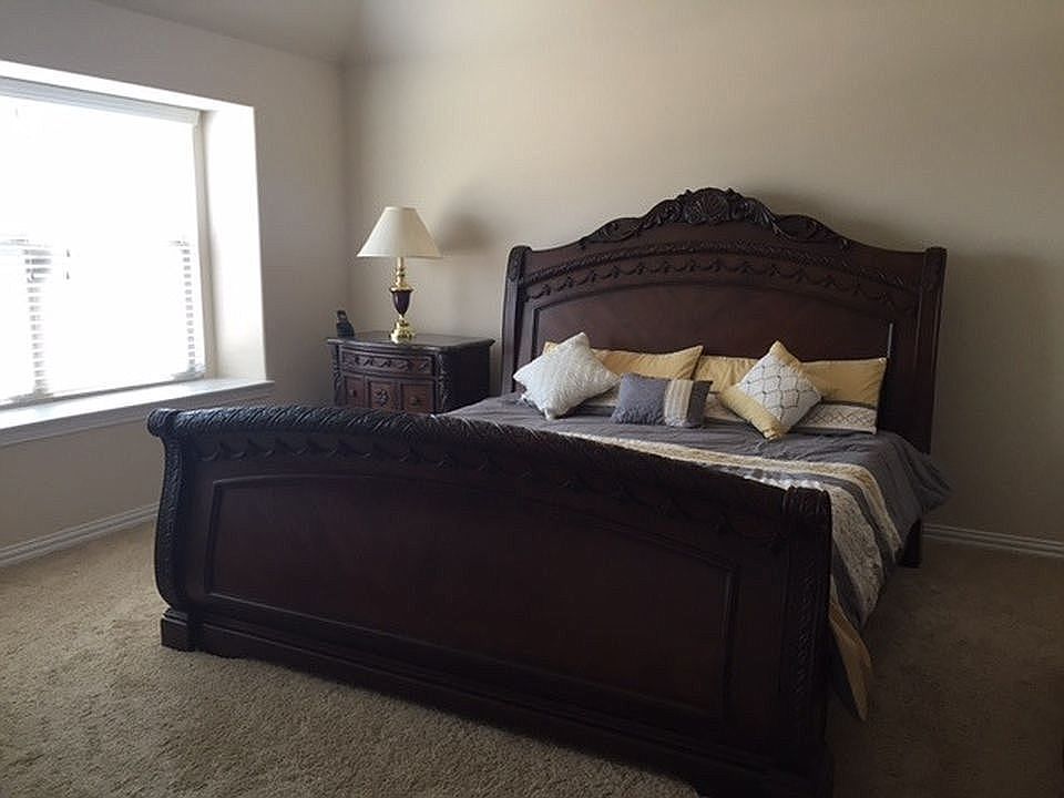 1st image of 3504 Pillar Dr