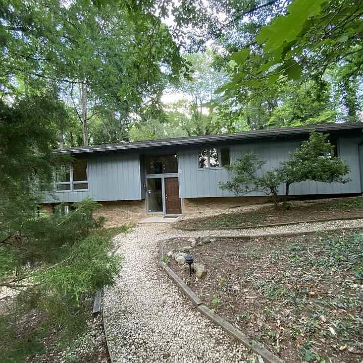 1st image of 1406 Gray Bluff Trl
