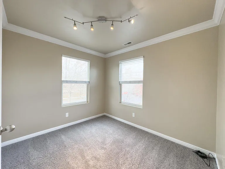 4588 W 11800 S — Photo 17