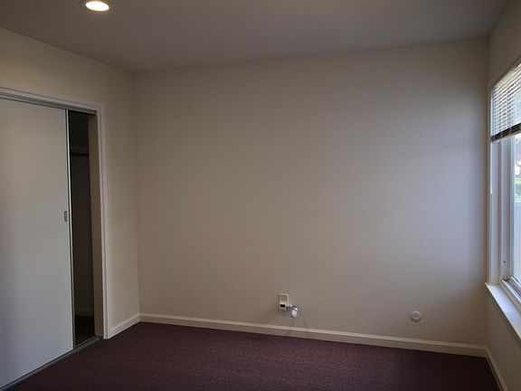 3rd image of 863 Ocean Ave