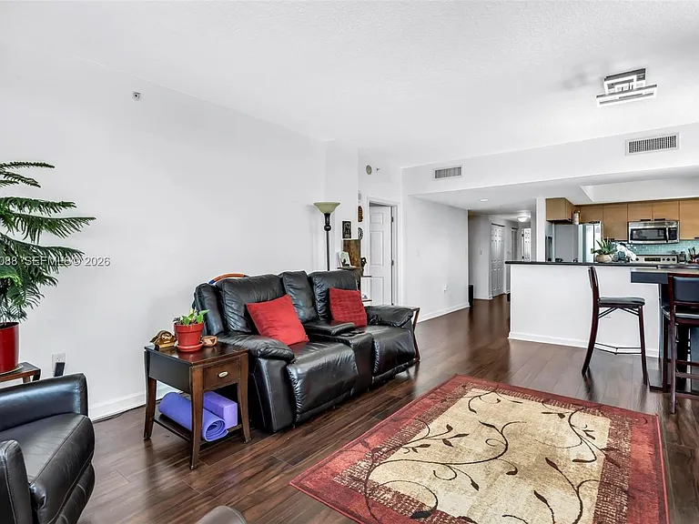 140 S Dixie Hwy #501 — Photo 18