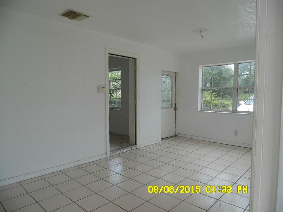 2nd image of 2705 Avenue E