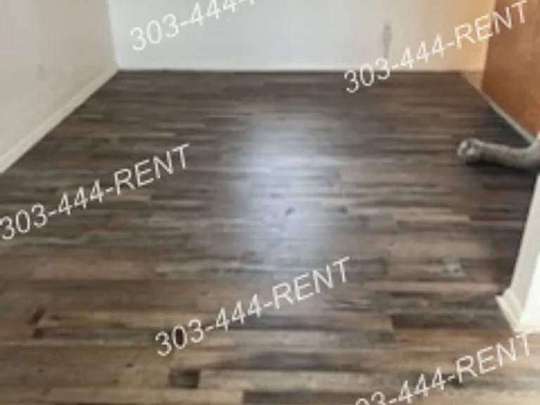7960 & 7966 Patricia Dr — Photo 5