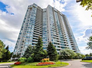 550 Webb Dr #812, Mississauga, ON L5B 3Y4