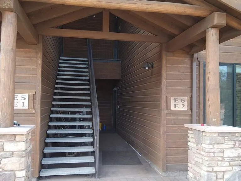 200 E Malibu Dr #E-1 — Photo 2