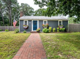 25 Candlewood Ln, West Yarmouth, MA 02673
