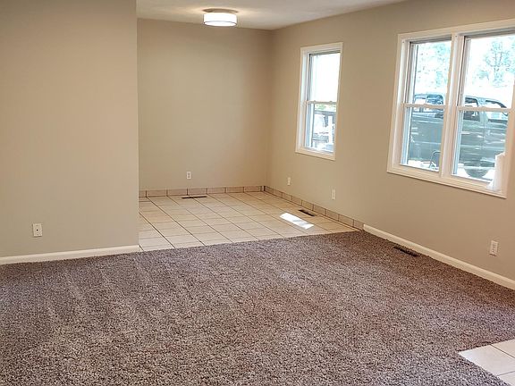 3rd image of 621 S 69th St