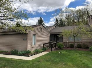 5375 Parkgrove Rd, Ann Arbor, MI 48103